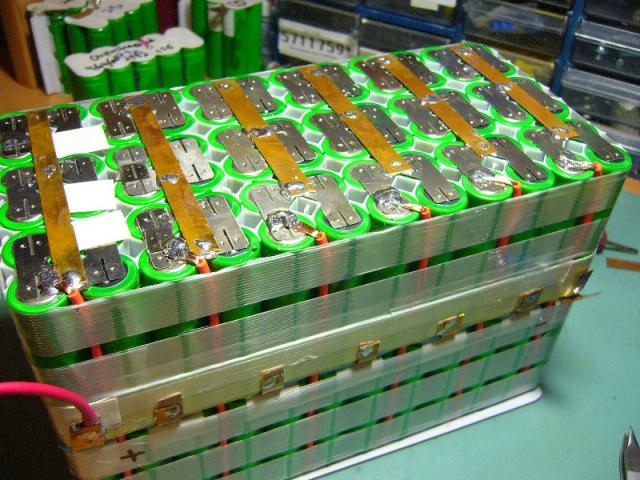50.4V 18Ah home made lithium battery 