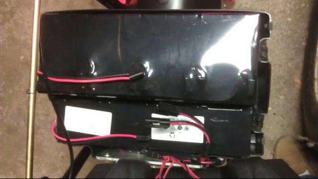 2P 48V Battery in Box