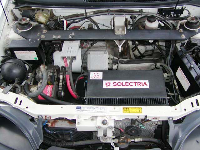 No messy oil leaks or fuel odors