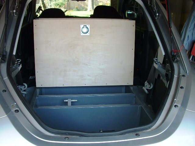Rear battery box cover