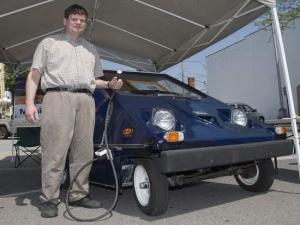 Citicar prior to its first test drive. Citicar prior to its first test drive.